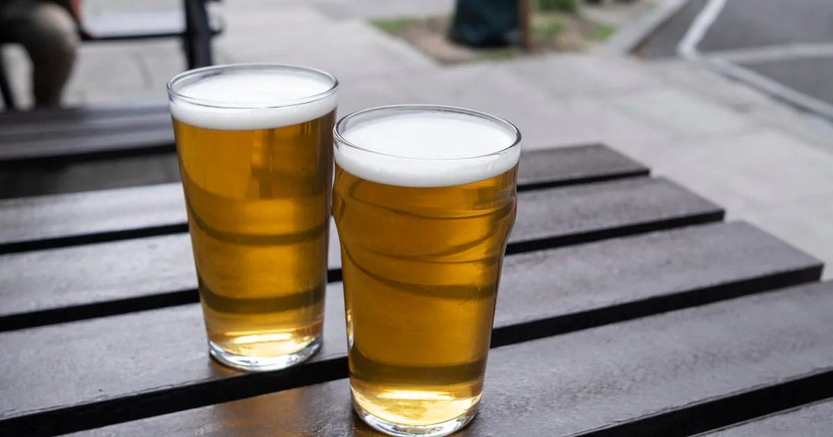 CO2 Crunch Threatens the British Pint Amid Iran War and Trump-Era Trade Deal