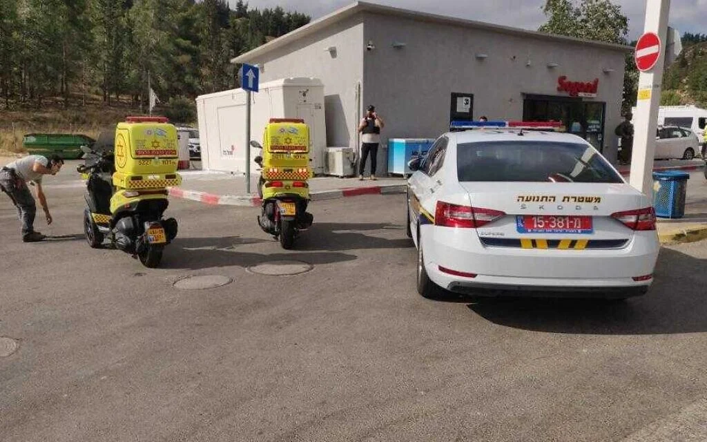 West Bank gas station terror shooting leaves 4 dead, 4 injured.