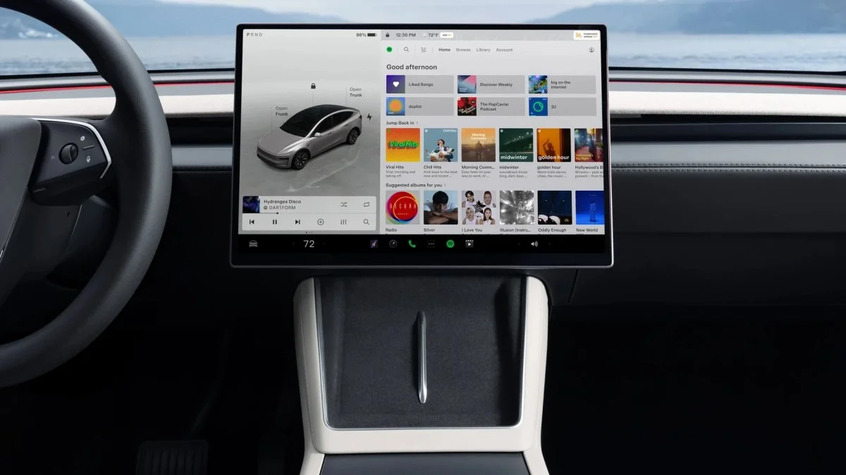 Tesla Upgrades Model 3/Y Wireless Chargers With Active Cooling and 50W Speed