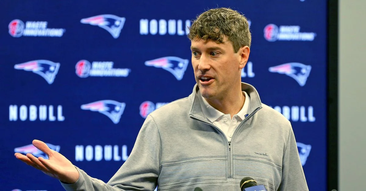 "Rebuilding the Patriots: Mayo's Approach and Groh's Offensive Strategy"