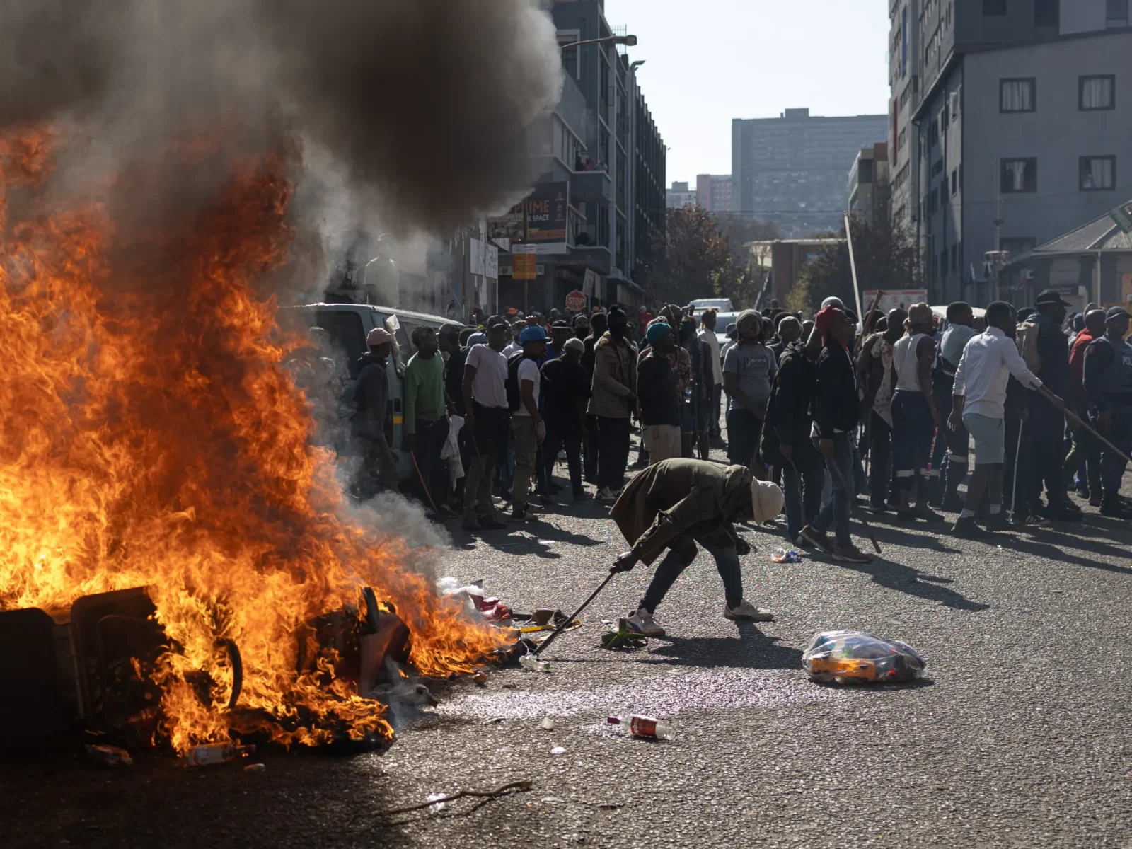 South Africa Faces Wave of Anti-Migrant Protests as 900+ Arrested