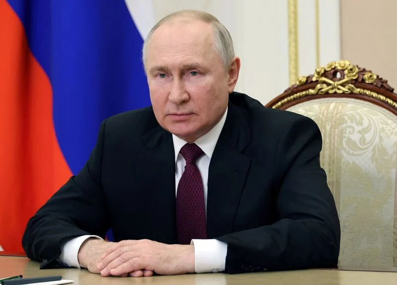 "Putin's High-Level Meeting: Assessing Russia's War Efforts in Ukraine"