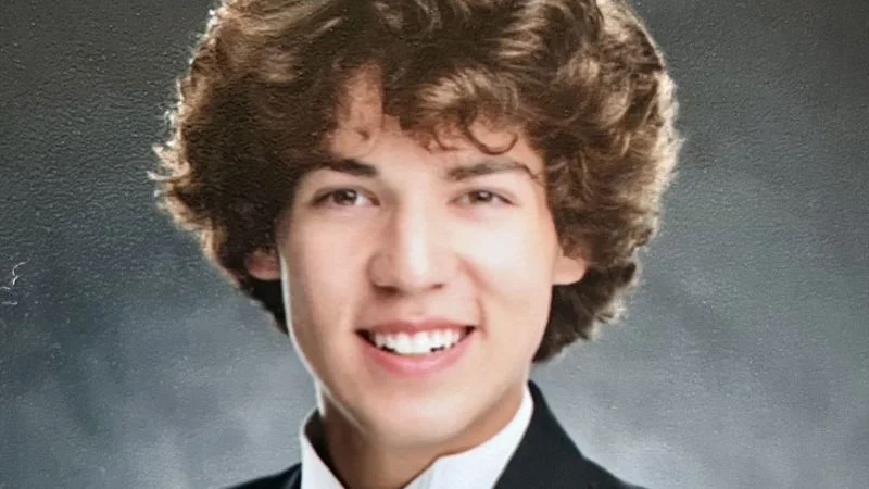 High school graduate missing after going overboard on Bahamas celebration trip.