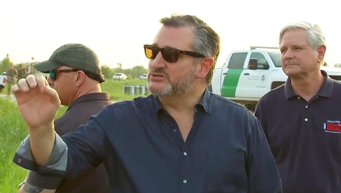 Ted Cruz Blames Biden for Border Crisis and Title 42 Expiration.