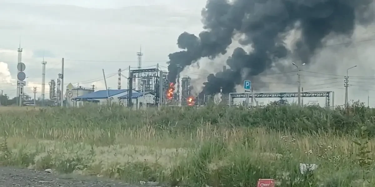 Ukraine Strikes Omsk Oil Refinery in Siberia With Long-Range Drones