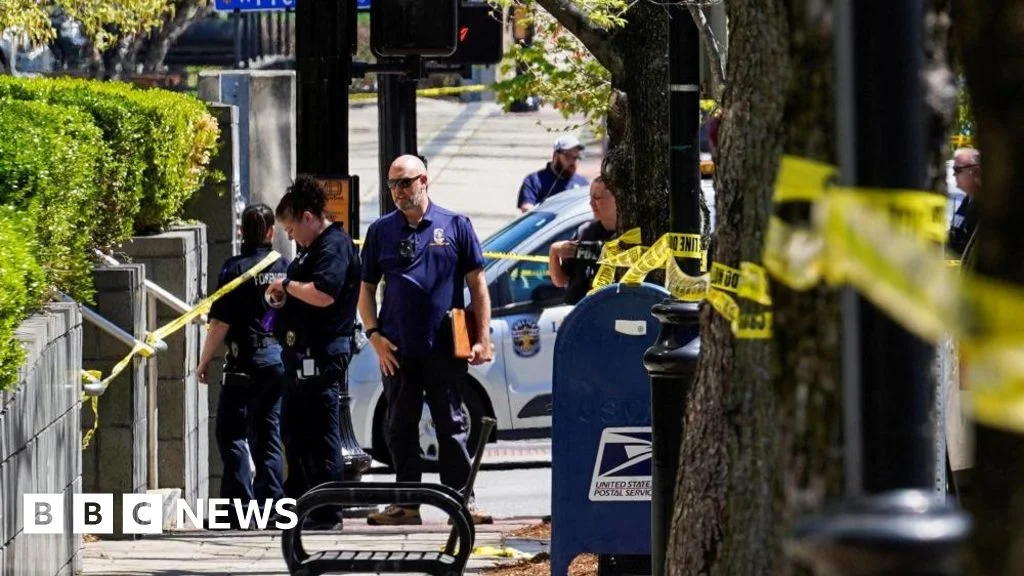 Deadly Bank Shooting in Louisville Leaves Five Dead.
