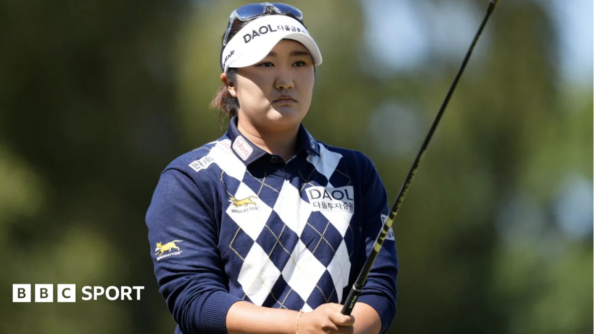 Ryu targets historic three-major year after taking second-round lead at Women's Open