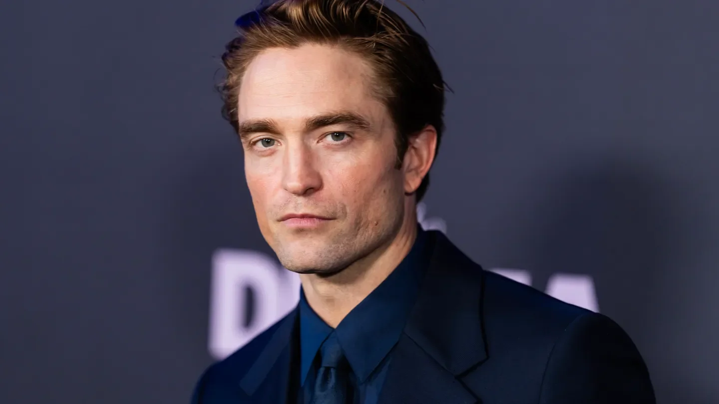 Pattinson Channels TV History in Primetime Trailer