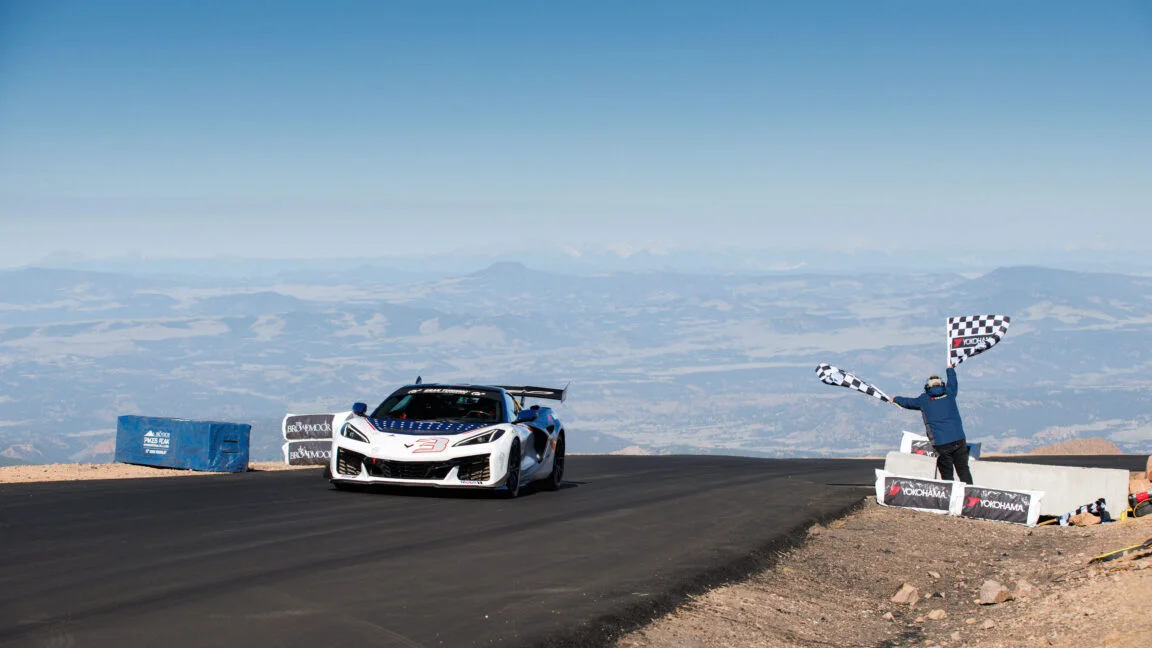 Hybrid Corvette claims Pikes Peak production crown in a 1,250-hp climb