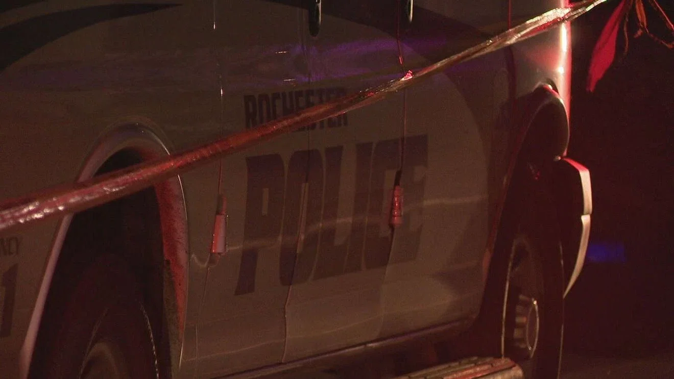 Non-lethal stabbing on Clifford Avenue in Rochester under investigation