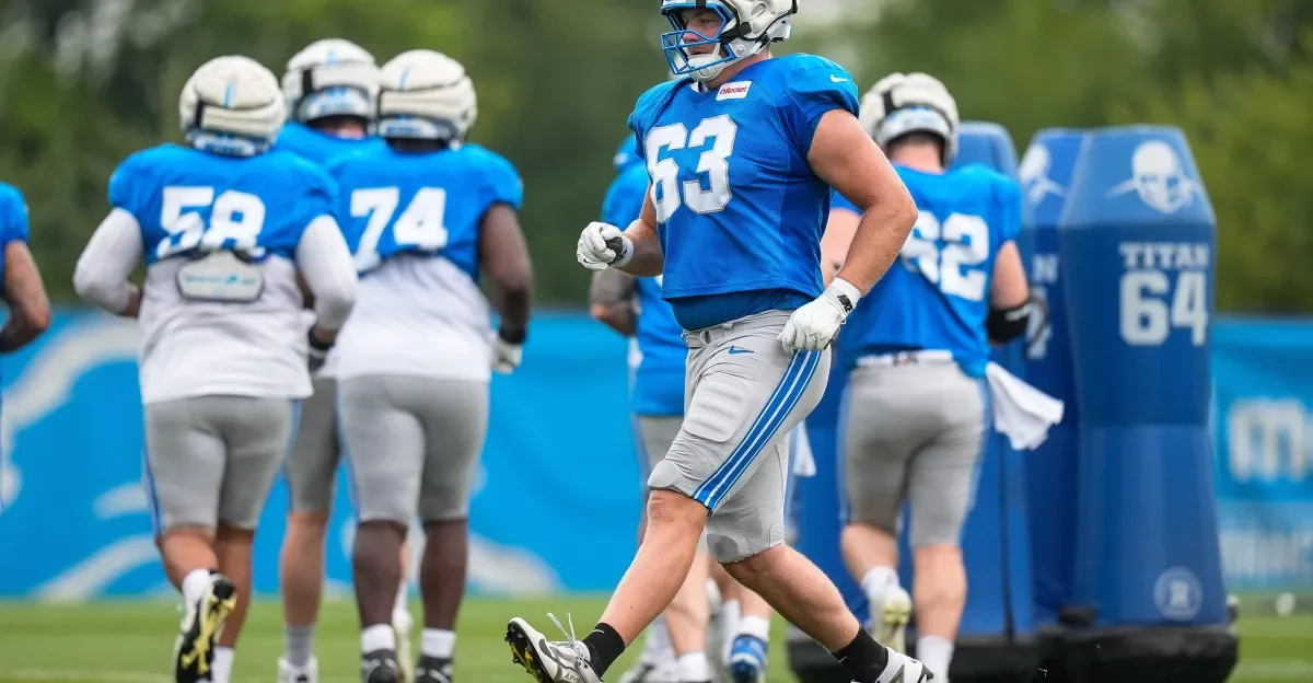 Lions’ live roster tracker: waiver moves and practice-squad signings