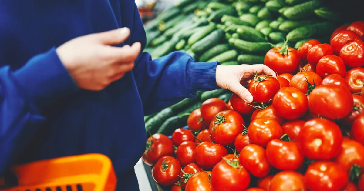 Tomato prices surge as tariffs, weather and transport costs bite