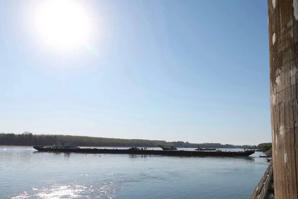 Danube intervention: Hungary sinks barges to ease looming energy crunch