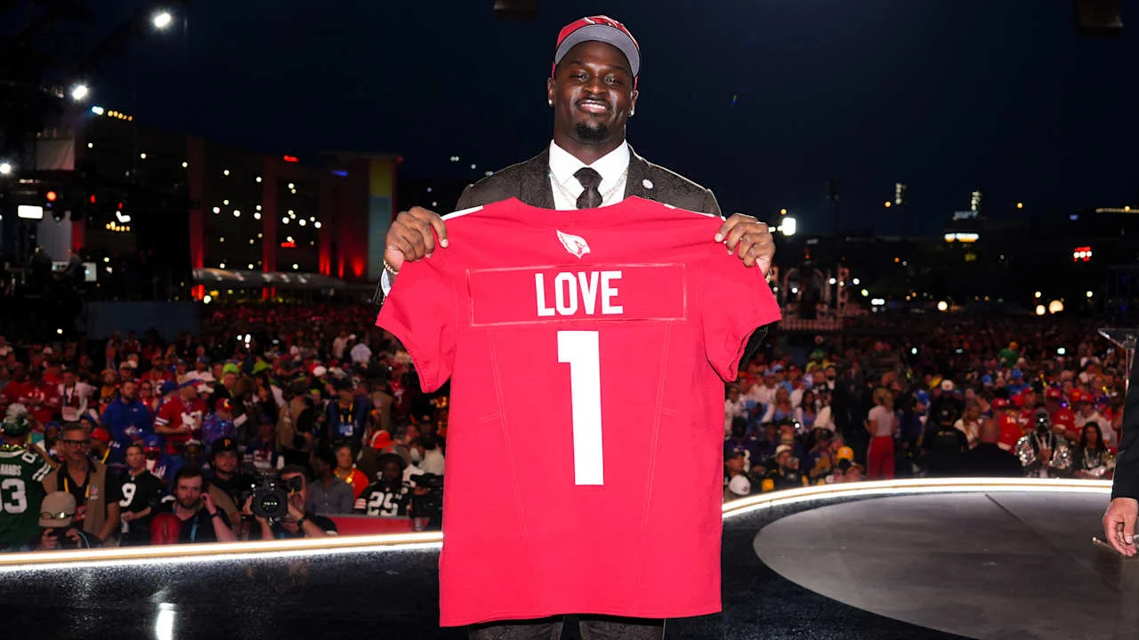 Cardinals No. 3 pick Jeremiyah Love inks record rookie deal
