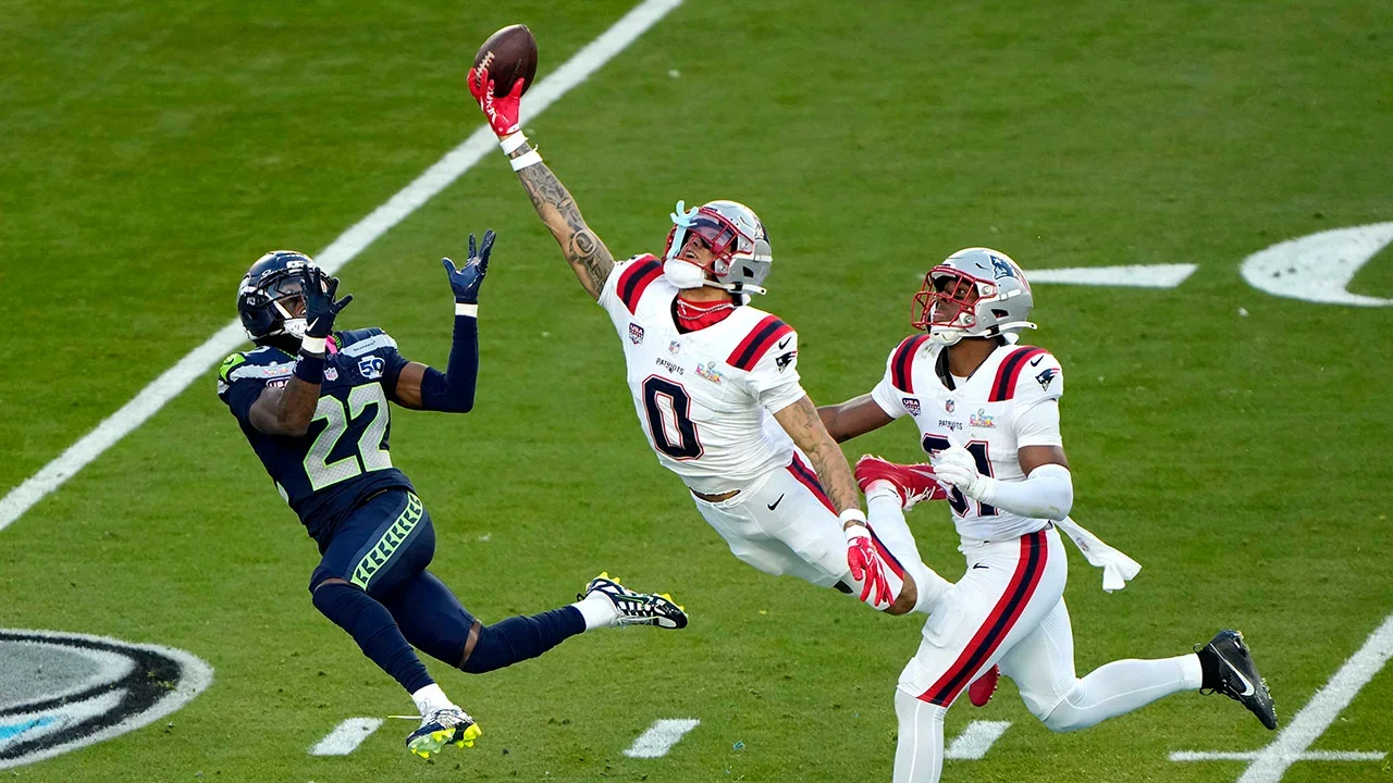 Patriots ink Christian Gonzalez to record-breaking cornerback extension