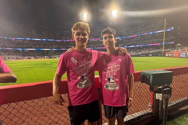 Booed at the Home Run Derby, a teen calls it an honor