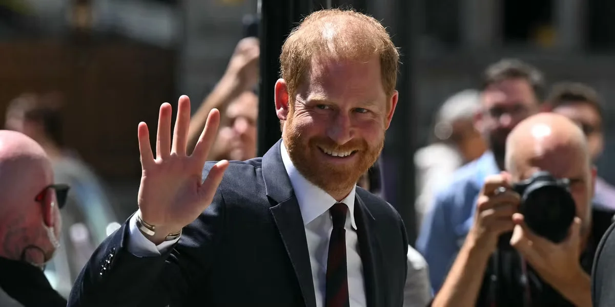Harry Flies Solo to London as Security Talks Cloud Family Matters
