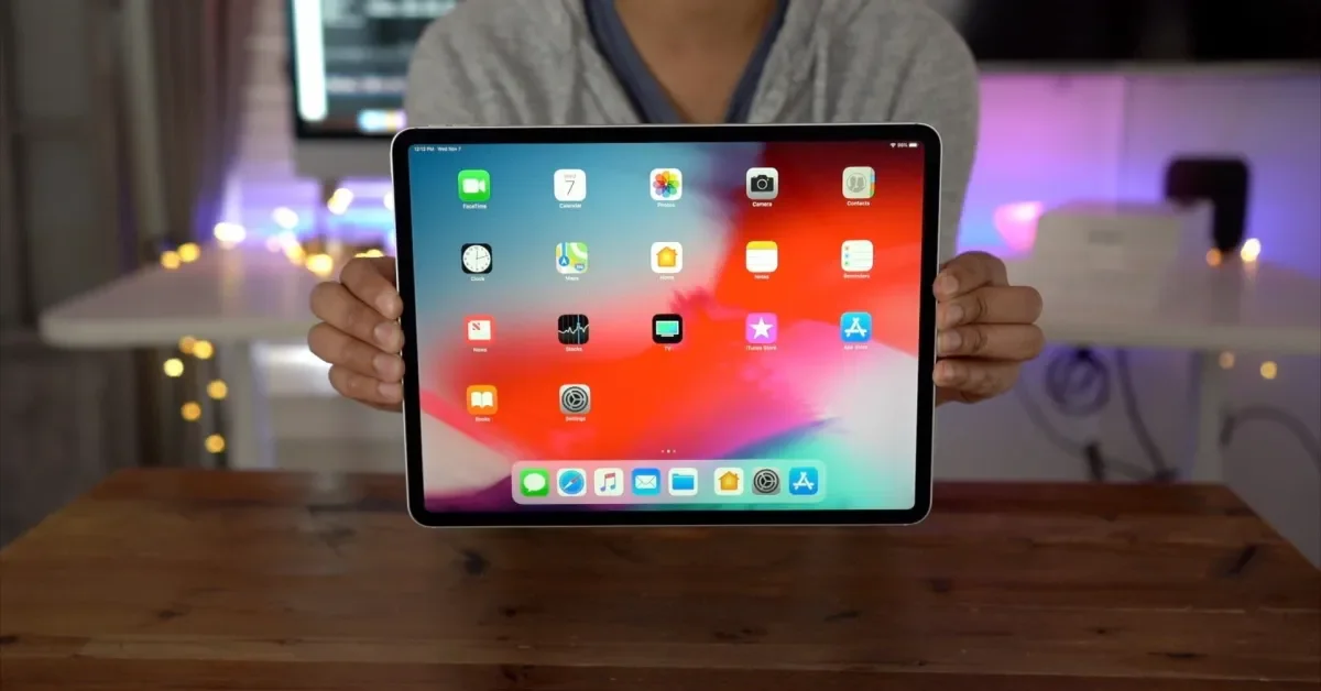 iPadOS 27 Drops Older iPads, Stirring Downgrade Debates