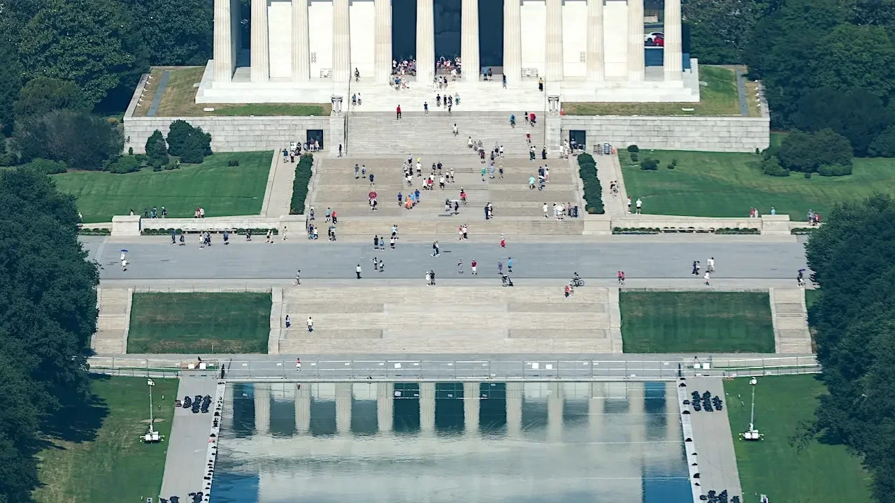 Trump cites new NPS witness to push revived Reflecting Pool vandalism case