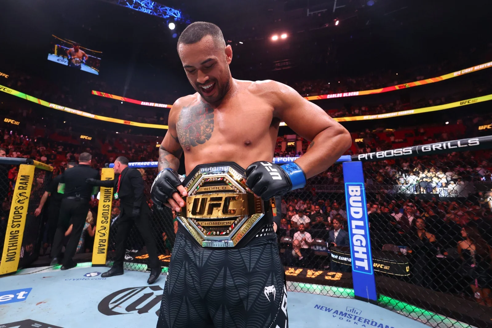 Ulberg sidelined through 2026 after ACL tear diagnosed from UFC 327 footage