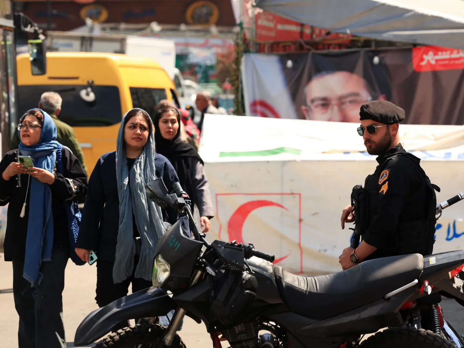 Iran’s Economy Under Siege: Prices Jump as War Drains Jobs