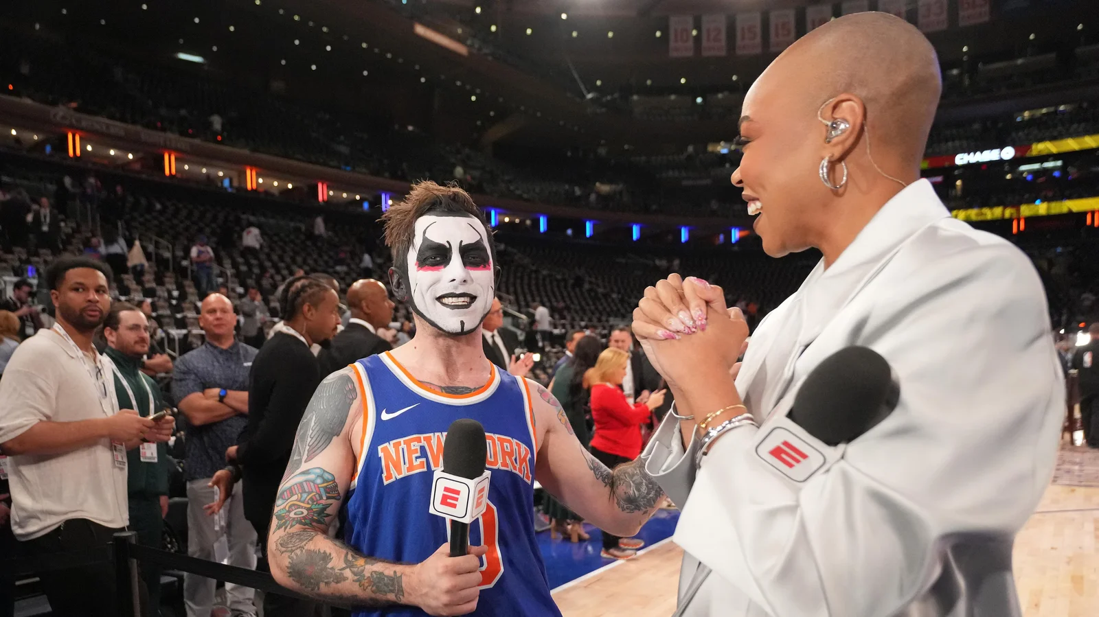 Danhausen Celebrates Knicks’ 2026 Title with a Live Uncurse Moment