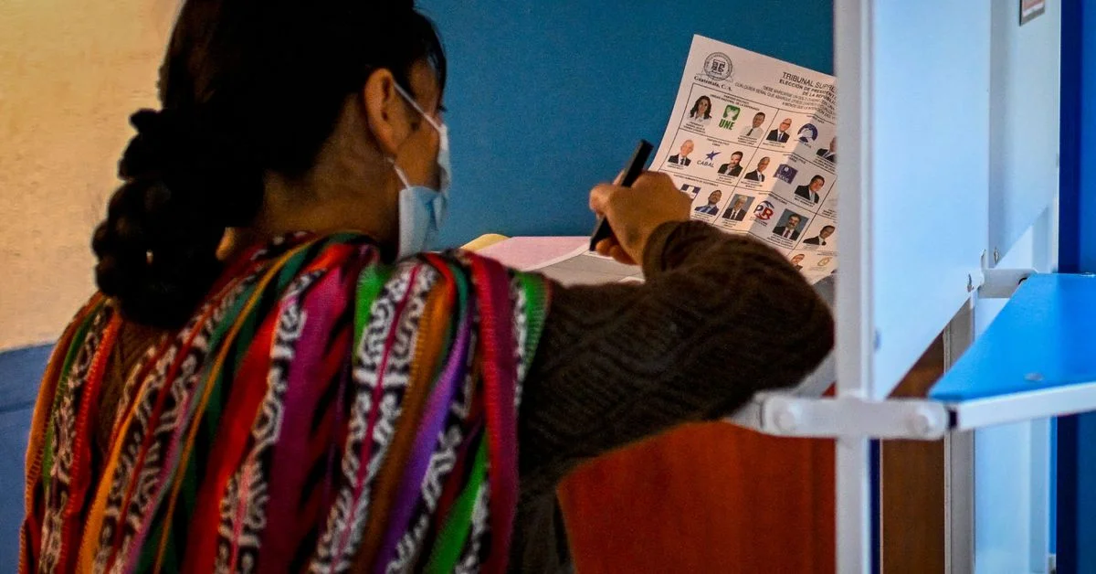 Limited Hope for Change in Guatemala's Divisive Election.