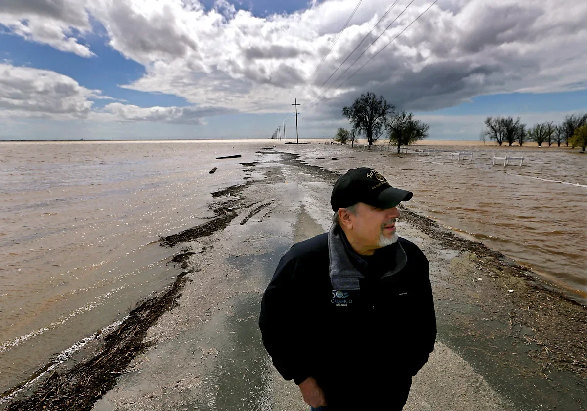 Resurfaced California lake causes chaos.