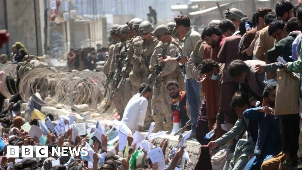 Biden administration review blames Trump for chaotic Afghan withdrawal.