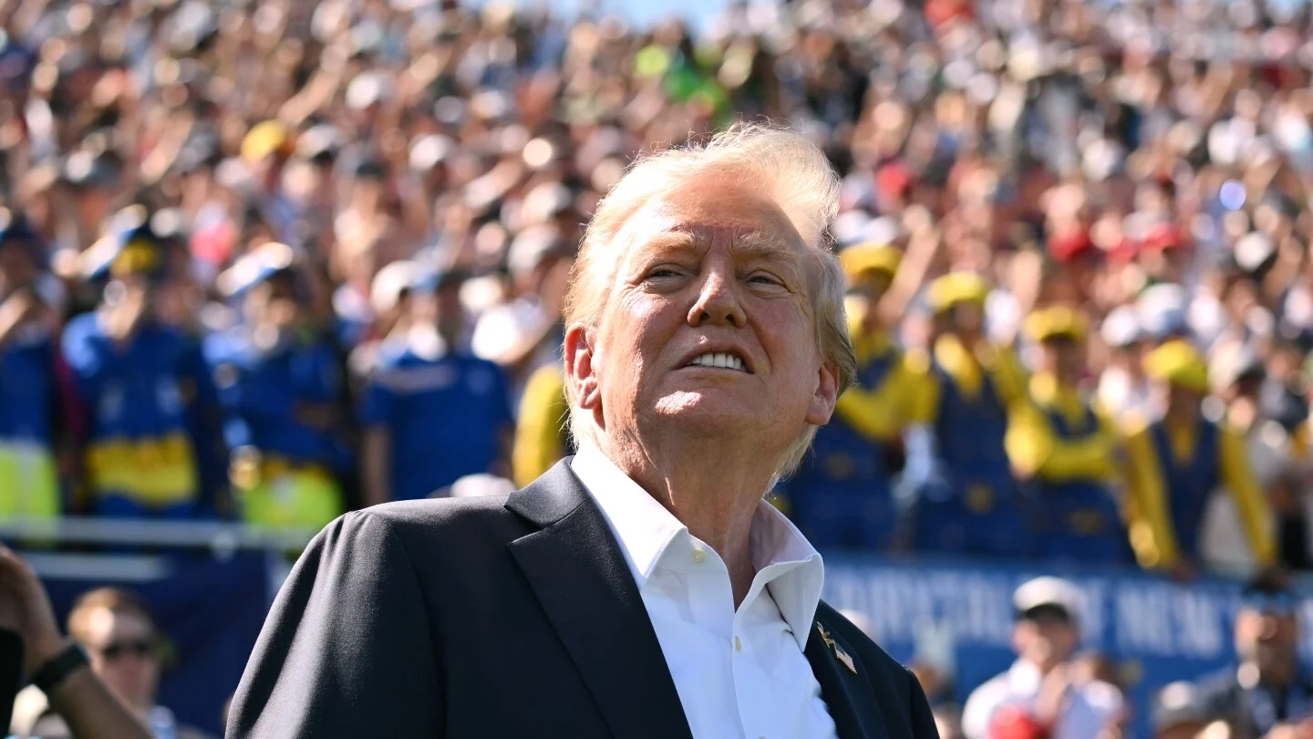 Trump Blames Democrats as Shutdown Threatens to Increase His Power
