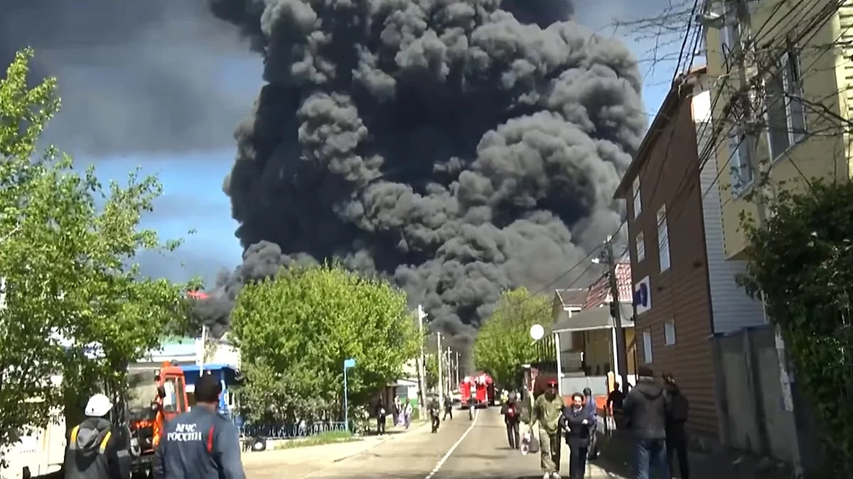 Putin acknowledges fuel shortage as Ukrainian strikes hit refineries