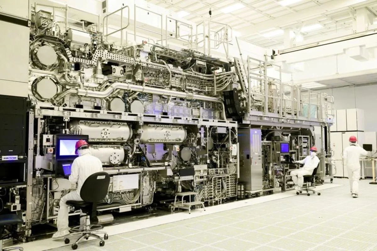 China accelerates chip self-sufficiency with domestically built immersion DUV lithography tools