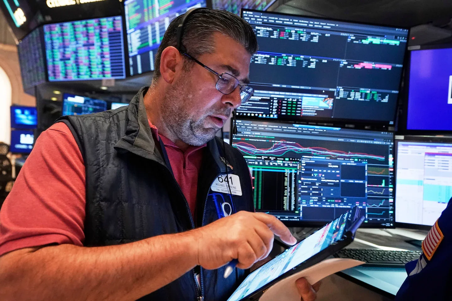 S&P 500 Reaches New All-Time High Amid Global Tensions and Economic Data