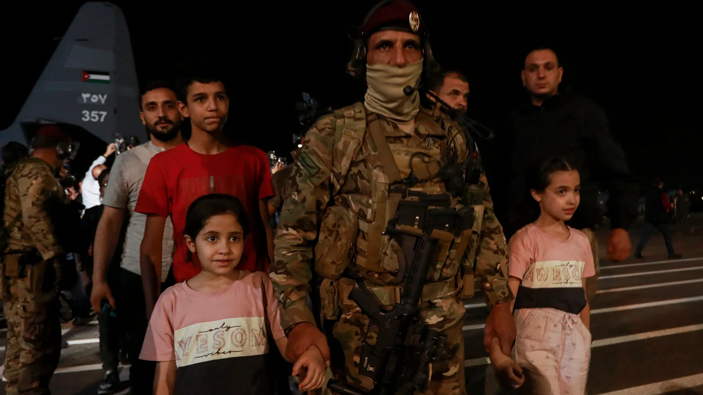 Foreigners evacuated as Sudanese seek refuge from ongoing conflict