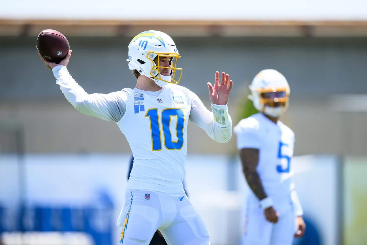 Herbert Returns, James Extension, and a New 3-TE Look as Chargers Open OTAs
