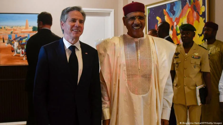 Blinken delivers US aid to Sahel to counter Russia and China in Africa.
