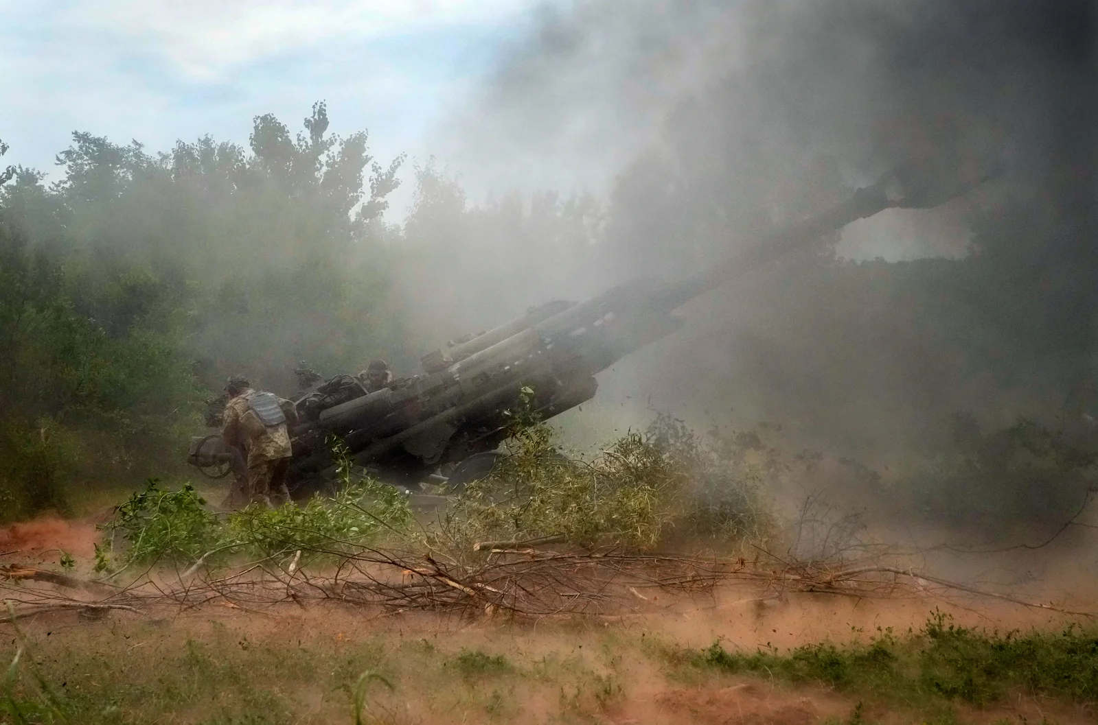 Ukraine's Iron Fist: NATO Support and Counteroffensive Plans.