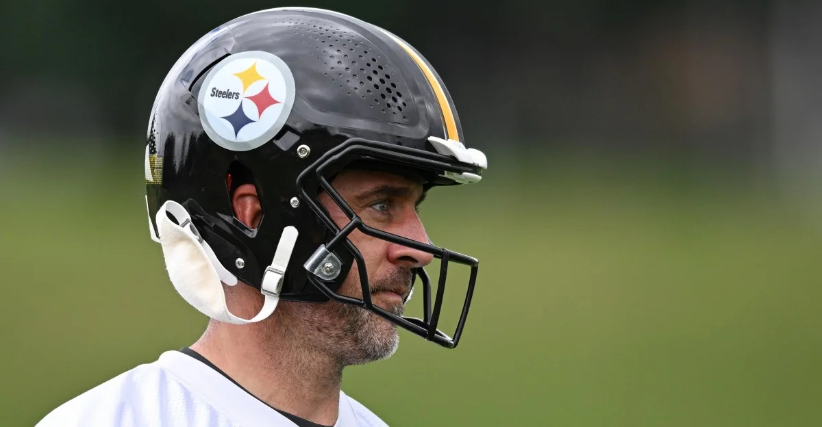 Steelers defend players' right to personal views after Rodgers-Fauci jab
