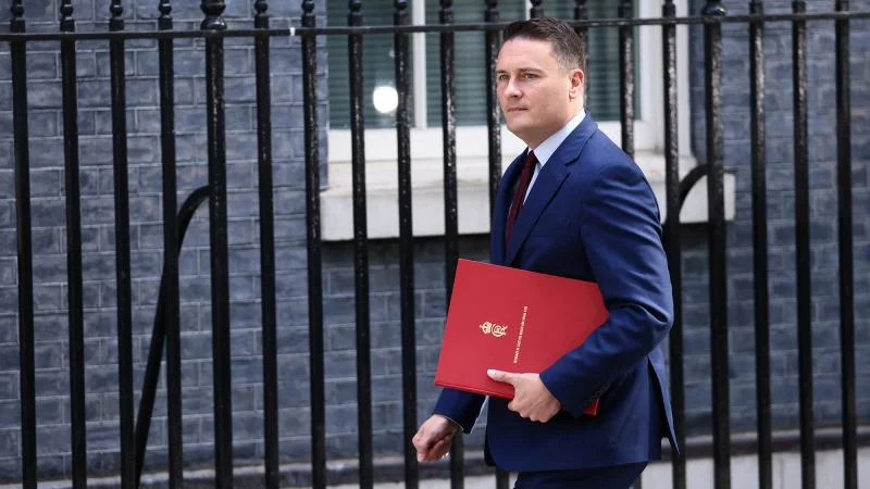Streeting resigns from cabinet, stoking Labour leadership debate