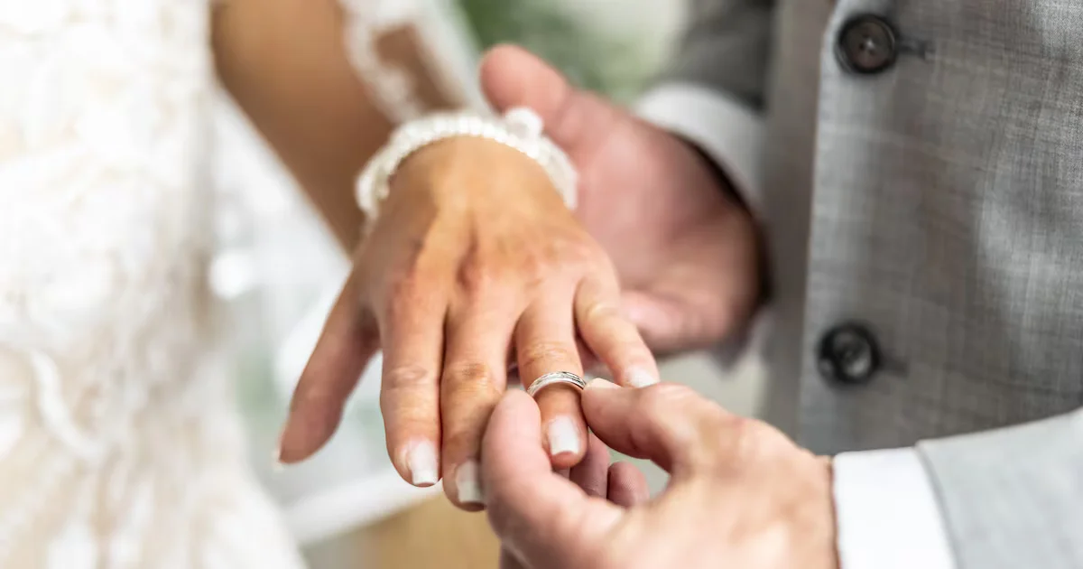 Staying Hitched Linked to Lower Cancer Risk in Massive U.S. Study