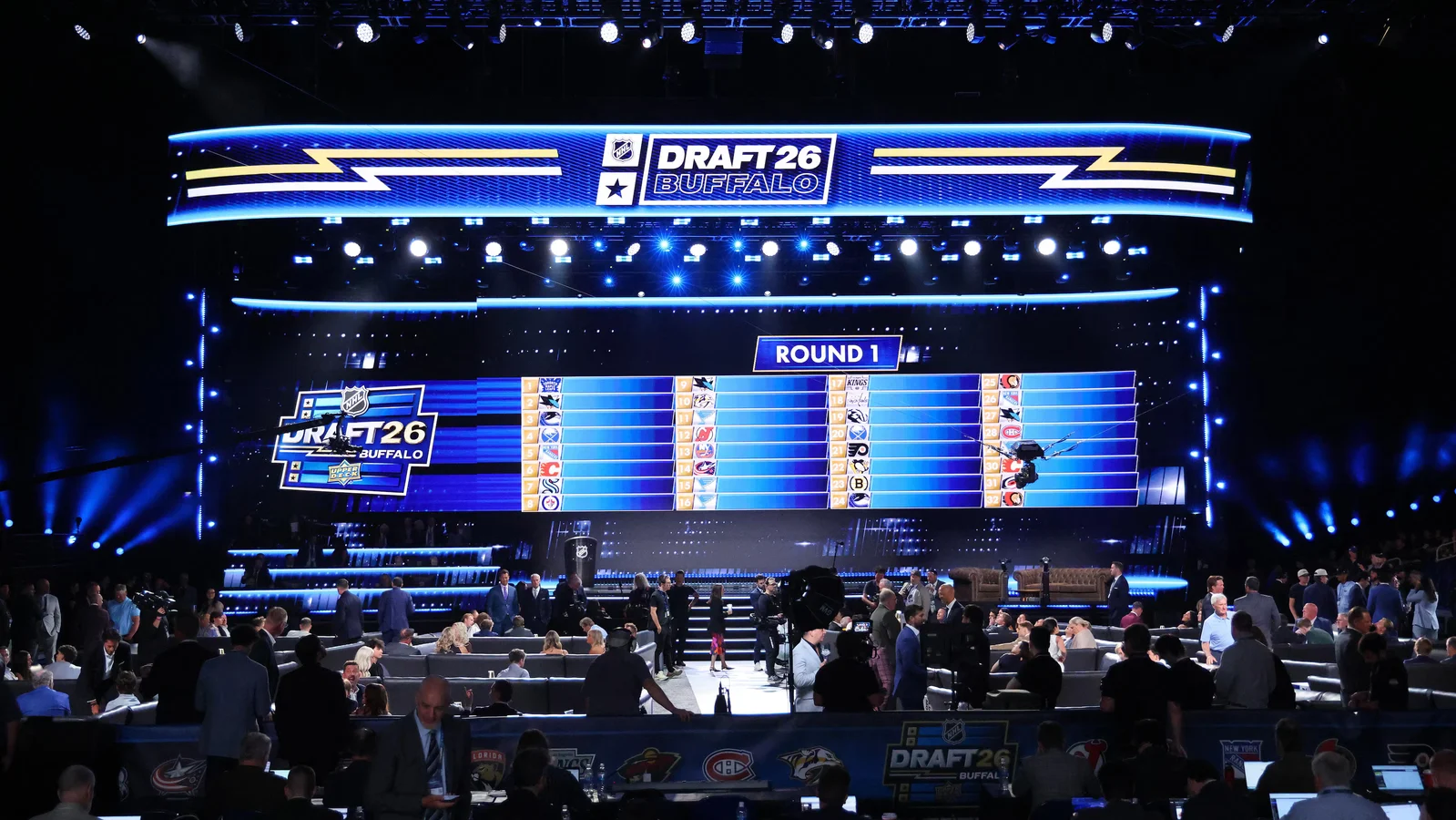 Bieber Joins Maple Leafs to Unveil No. 1 Draft Pick Gavin McKenna