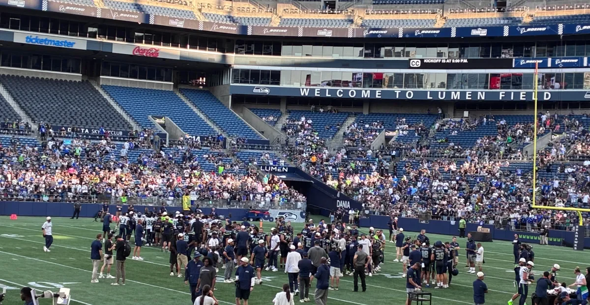 Rylie Mills Dominates Seahawks Football Fest, Igniting Camp Hype