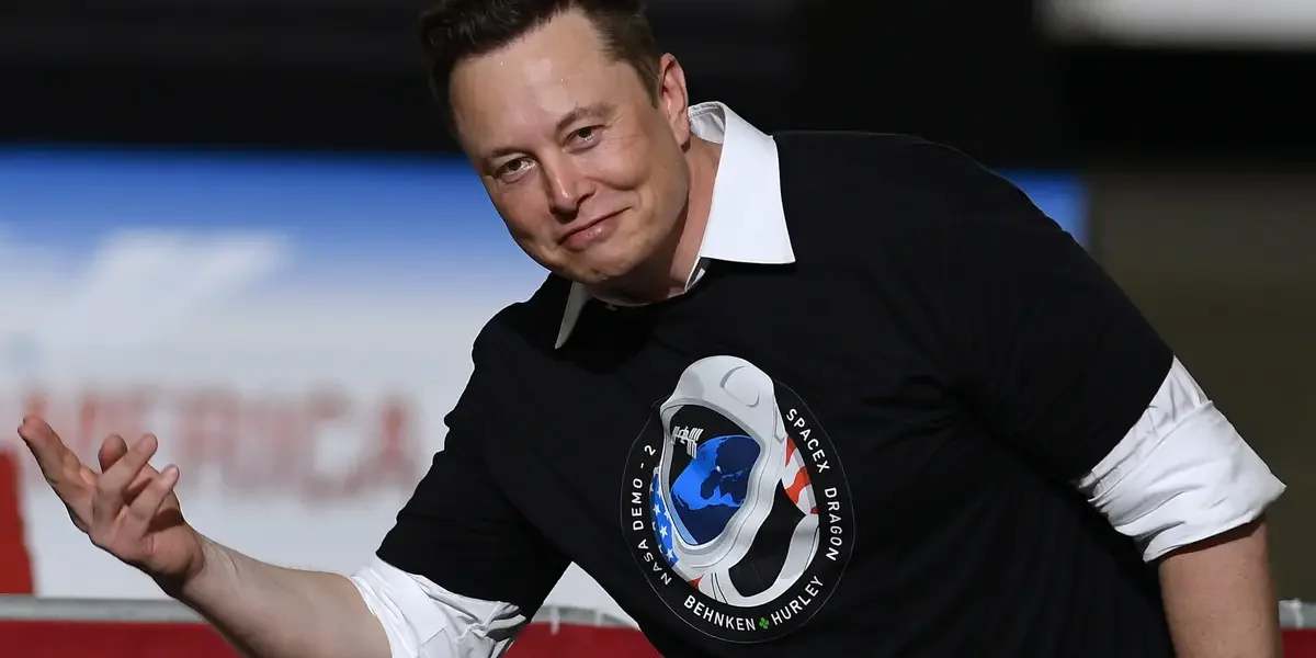 Retail SpaceX Buyers Stay Bullish Despite IPO Volatility
