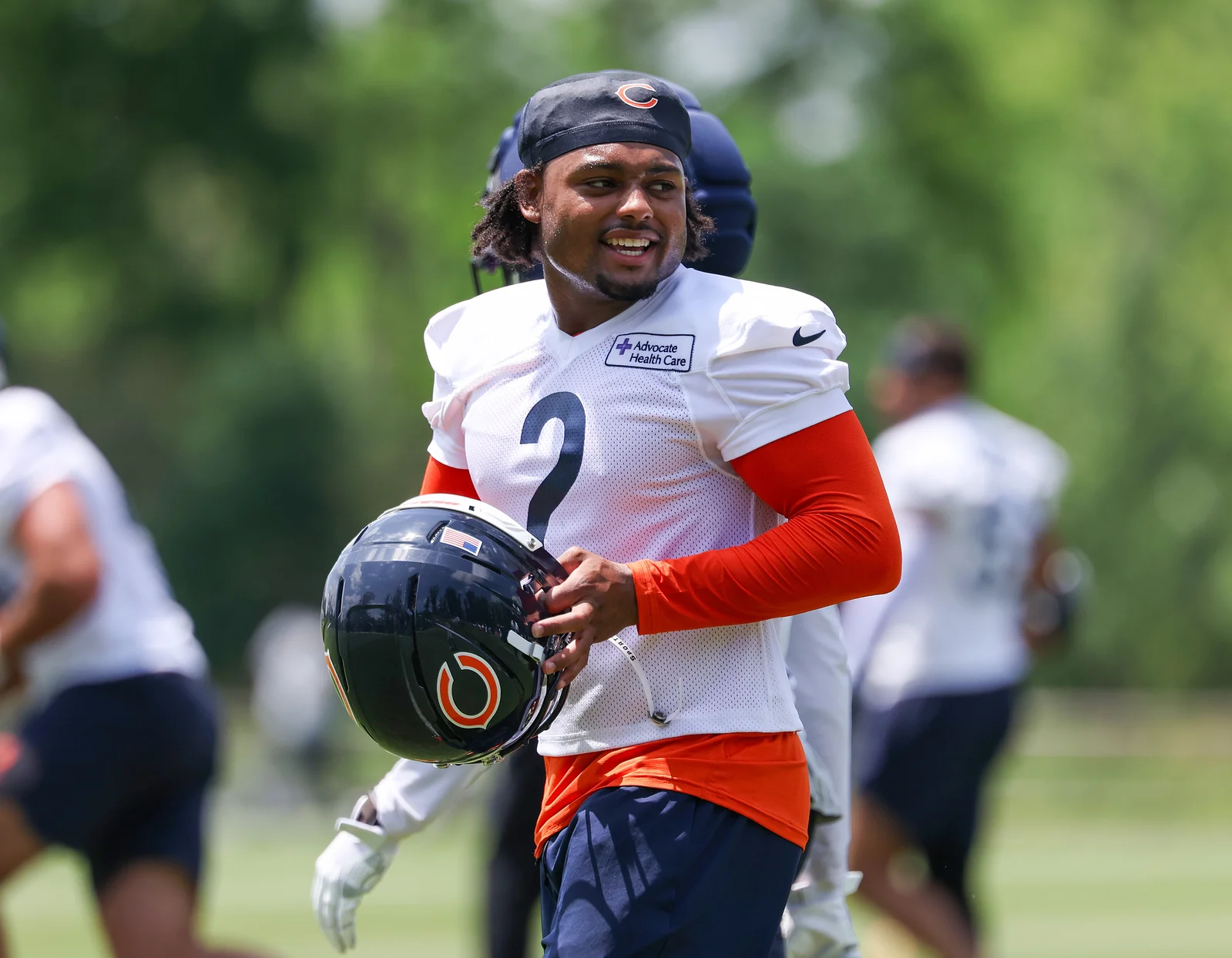 Bears safety Coby Bryant exits practice with left knee injury at Halas Hall