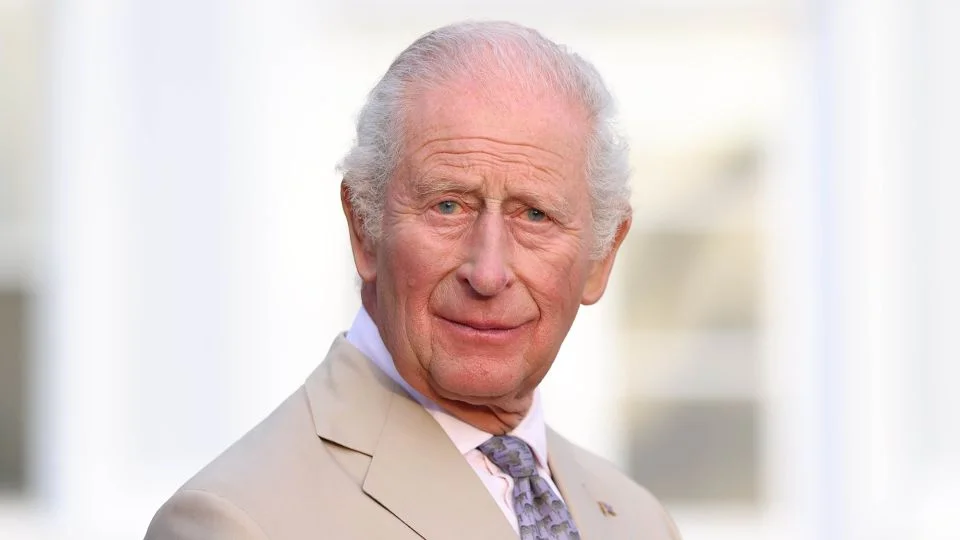 Radio misstep prompts royal apology over false Charles death report