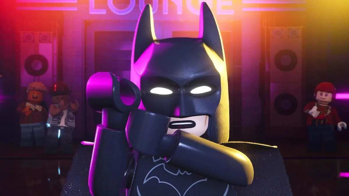 Lego Batman: Legacy of the Dark Knight Packs in 8 Pop-Culture Easter Eggs
