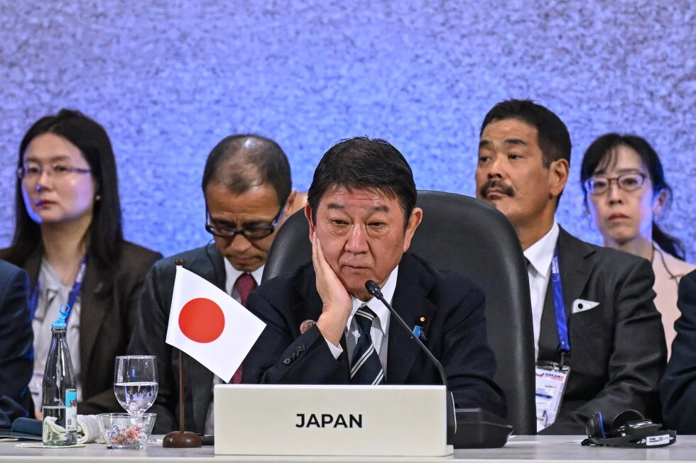 China and Japan clash over whether their ministers spoke at Manila ASEAN meeting