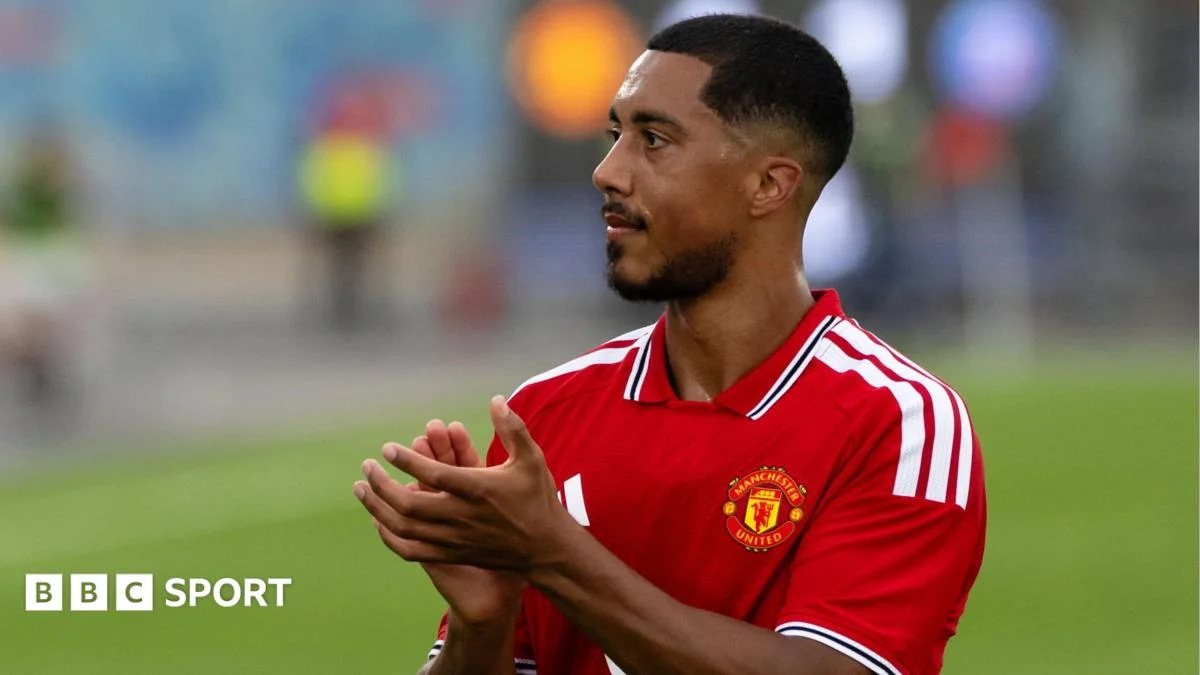 Tielemans hints at United future with classy 26-minute PSG cameo