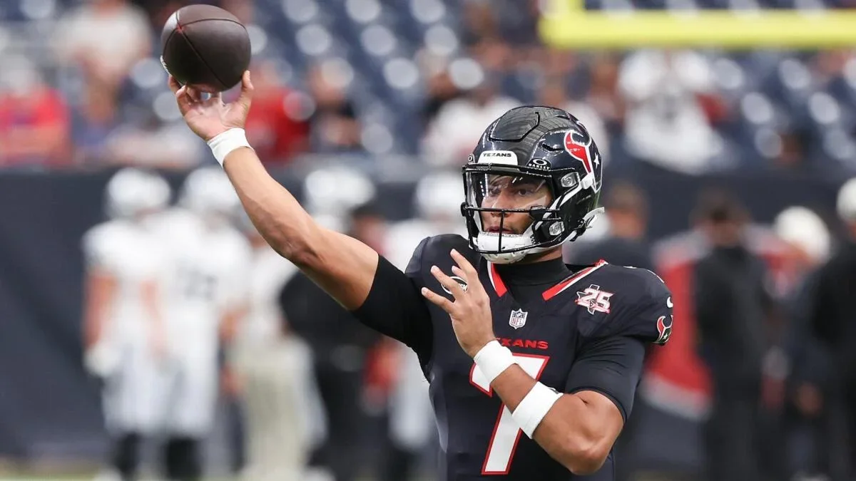 Expert forecasts Week 1 NFL scores for all games, spotlight on Texans vs Bills