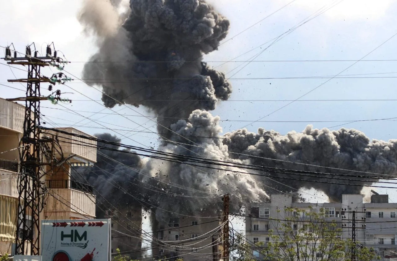 Pope urges renewed talks as Middle East ceasefire holds, calls for global prayer vigil